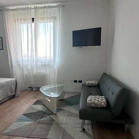 Monolocale Ovidio Apartmanhotel *