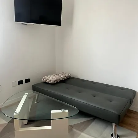Apartmanhotel Monolocale Ovidio
